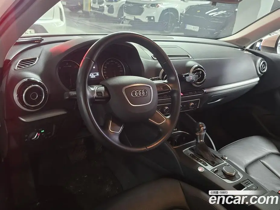 Audi A3 2015 1.6 автомат (гидро), фото 6 Audi A3 2015 1.6 автомат (гидро), фото 6