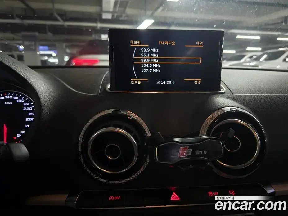 Audi A3 2015 1.6 автомат (гидро), фото 7 Audi A3 2015 1.6 автомат (гидро), фото 7