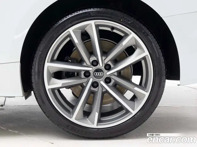 Audi A5 2021 2.0 автомат (гидро), миниатюра 5