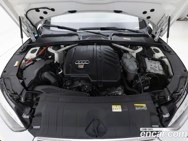 Audi A5 2021 2.0 автомат (гидро), миниатюра 6