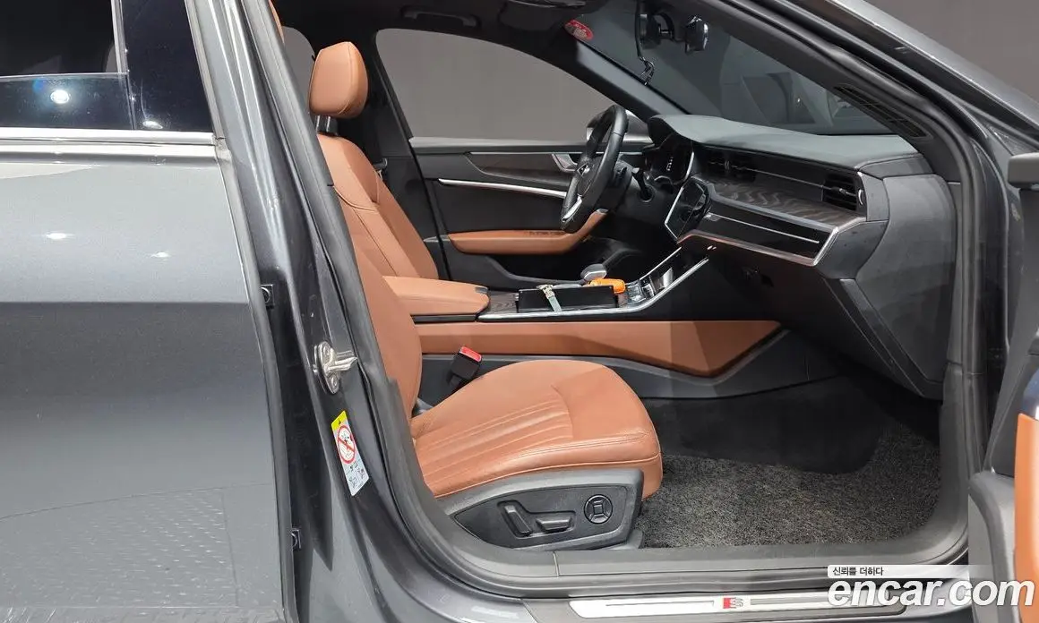 Audi A6 2021 2.0 автомат (гидро), фото 16 Audi A6 2021 2.0 автомат (гидро), фото 16