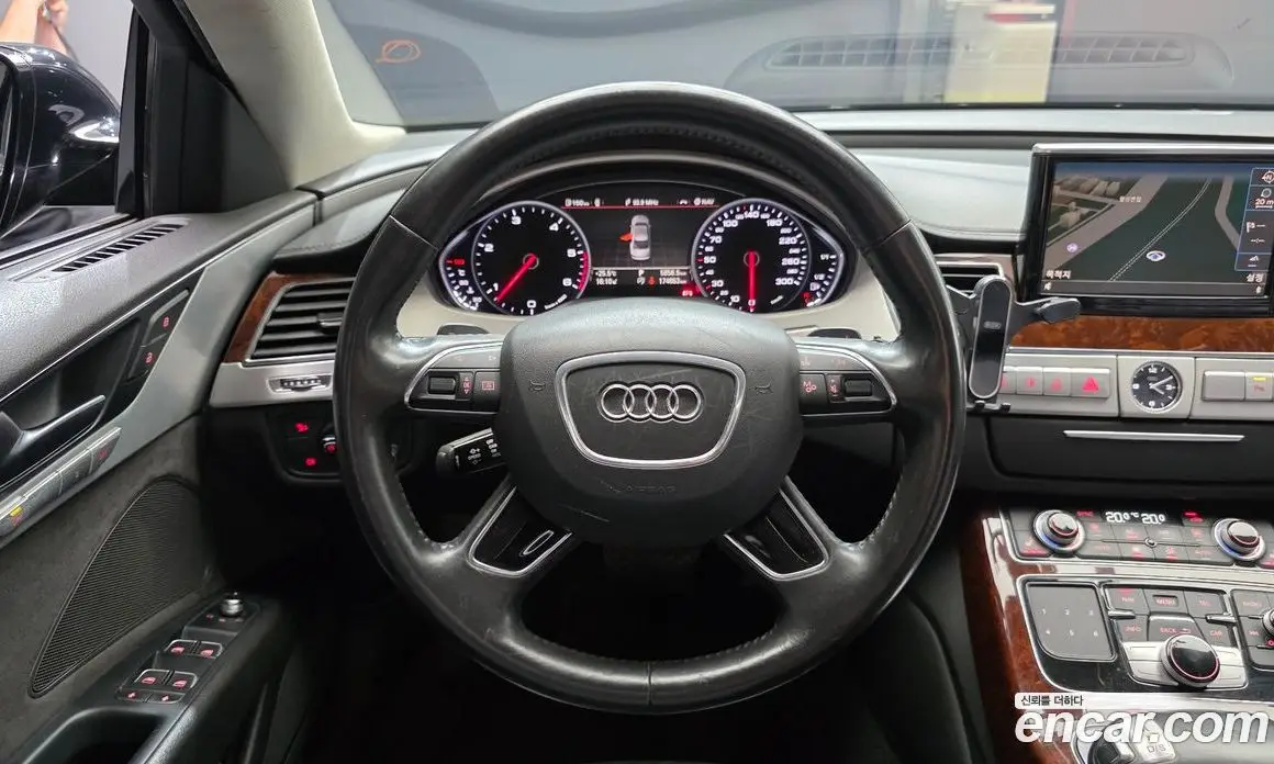 Audi A8 2011 3.0 автомат (гидро), фото 13 Audi A8 2011 3.0 автомат (гидро), фото 13
