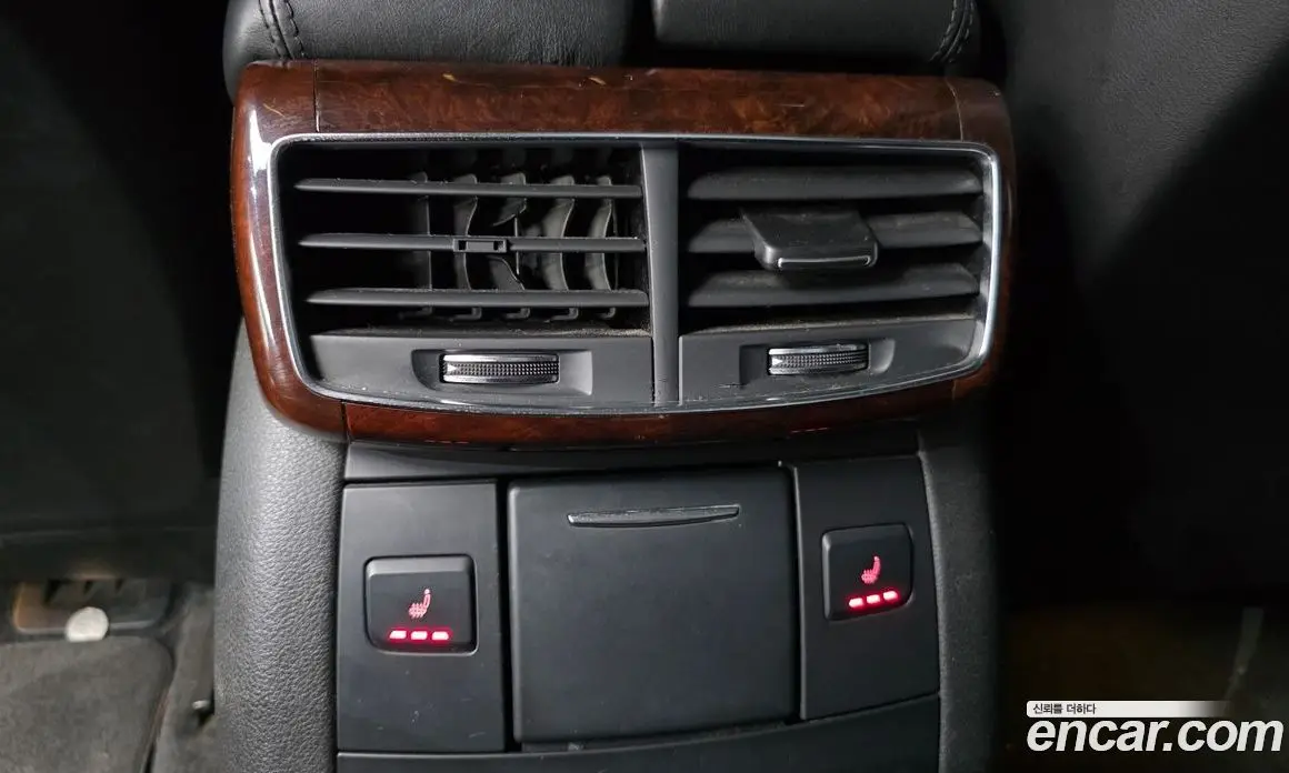Audi A8 2011 3.0 автомат (гидро), фото 17 Audi A8 2011 3.0 автомат (гидро), фото 17