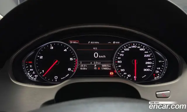 Audi A8 2011 3.0 автомат (гидро), миниатюра 8 Audi A8 2011 3.0 автомат (гидро), миниатюра 8