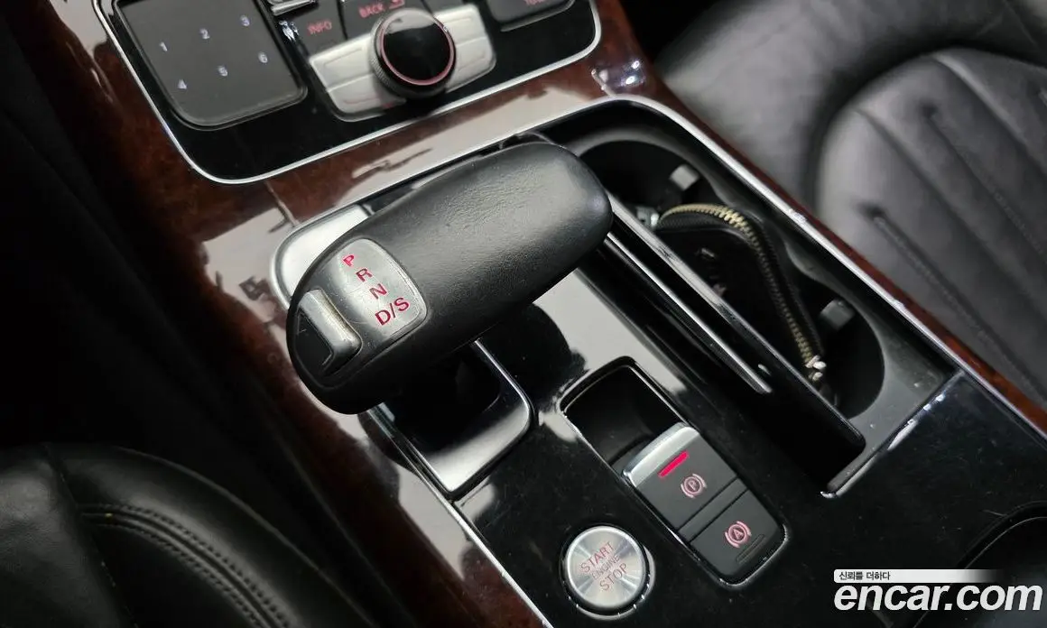 Audi A8 2011 3.0 автомат (гидро), фото 9 Audi A8 2011 3.0 автомат (гидро), фото 9