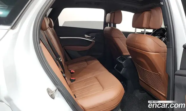 Audi e-tron 2021 0.2 автомат (гидро), миниатюра 11 Audi e-tron 2021 0.2 автомат (гидро), миниатюра 11