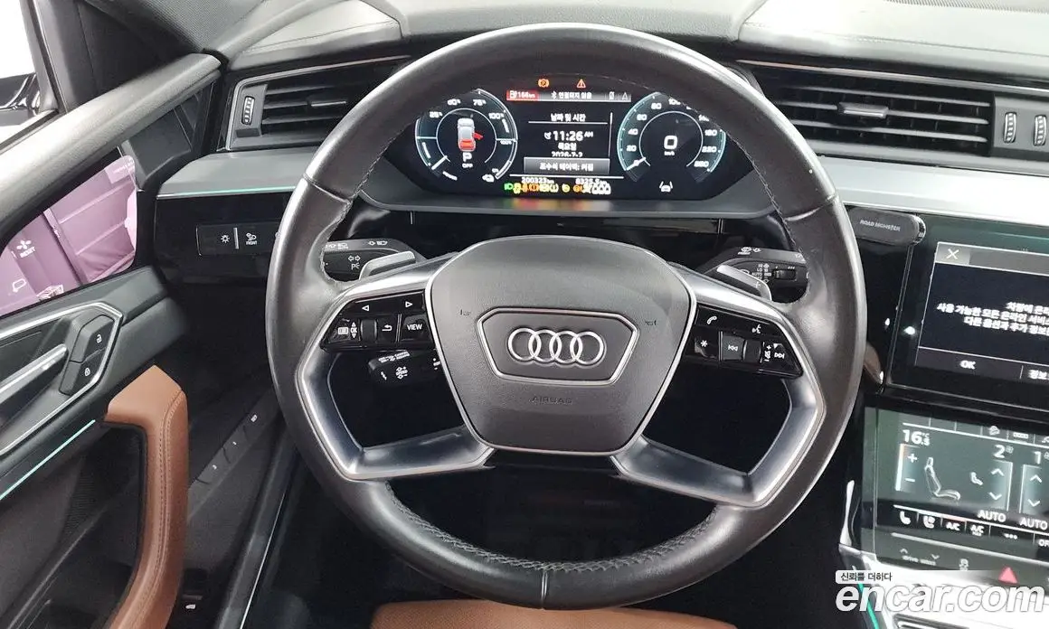 Audi e-tron 2021 0.2 автомат (гидро), фото 13 Audi e-tron 2021 0.2 автомат (гидро), фото 13
