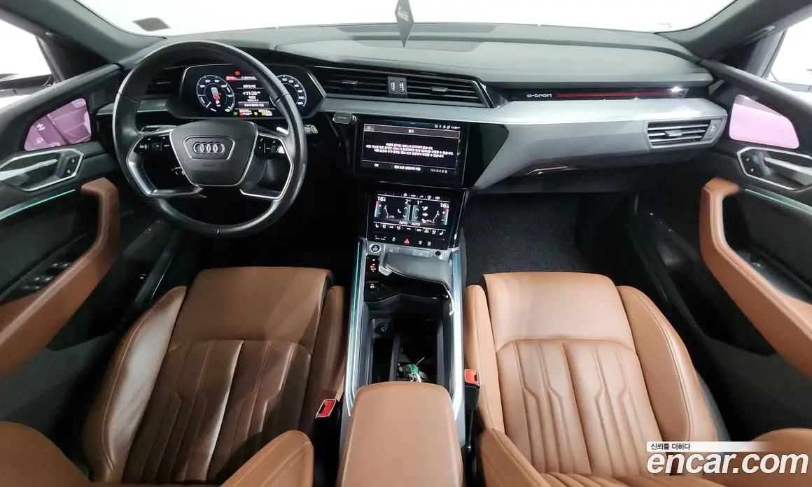 Audi e-tron 2021 0.2 автомат (гидро), фото 7 Audi e-tron 2021 0.2 автомат (гидро), фото 7