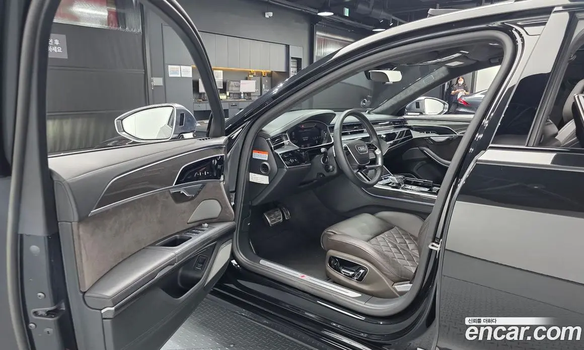 Audi S8 2020 4.0 автомат (гидро), фото 12 Audi S8 2020 4.0 автомат (гидро), фото 12