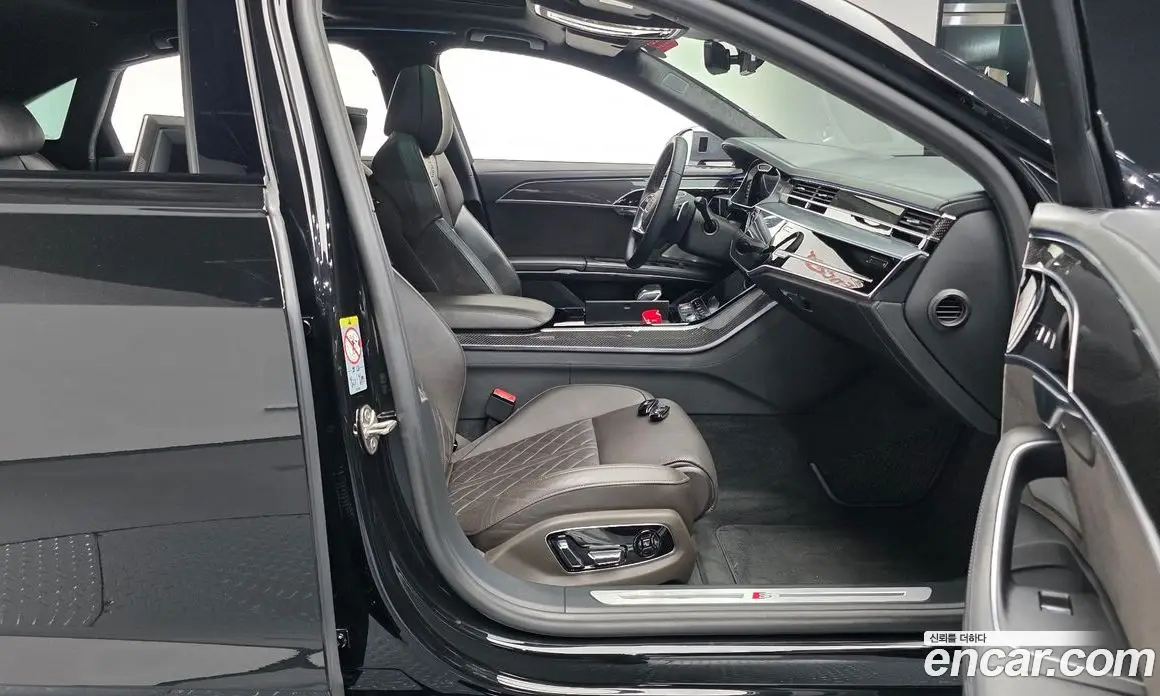 Audi S8 2020 4.0 автомат (гидро), фото 15 Audi S8 2020 4.0 автомат (гидро), фото 15