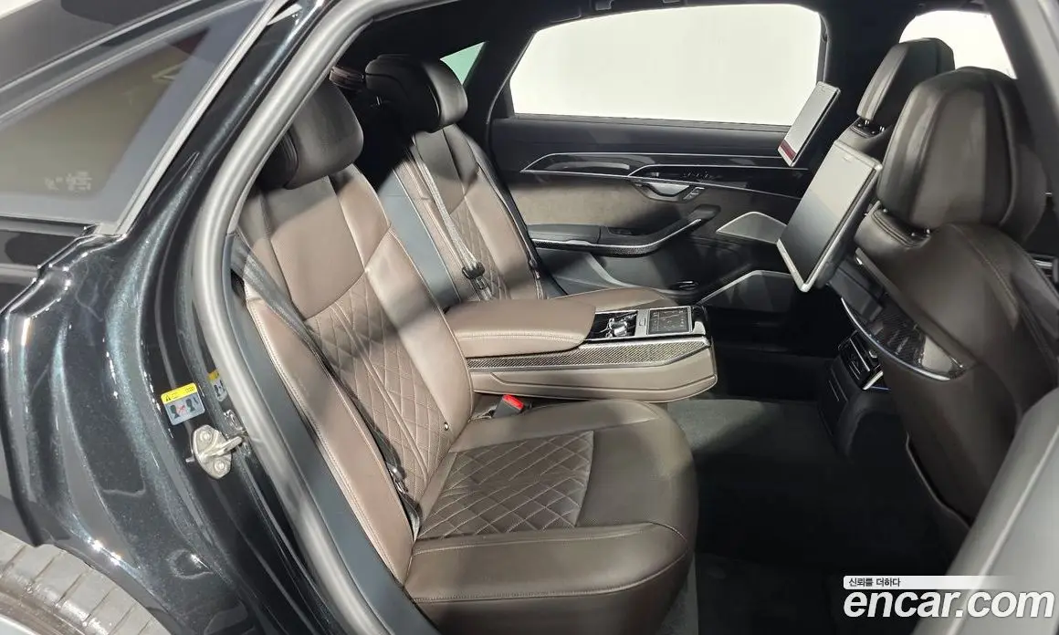 Audi S8 2020 4.0 автомат (гидро), фото 16 Audi S8 2020 4.0 автомат (гидро), фото 16