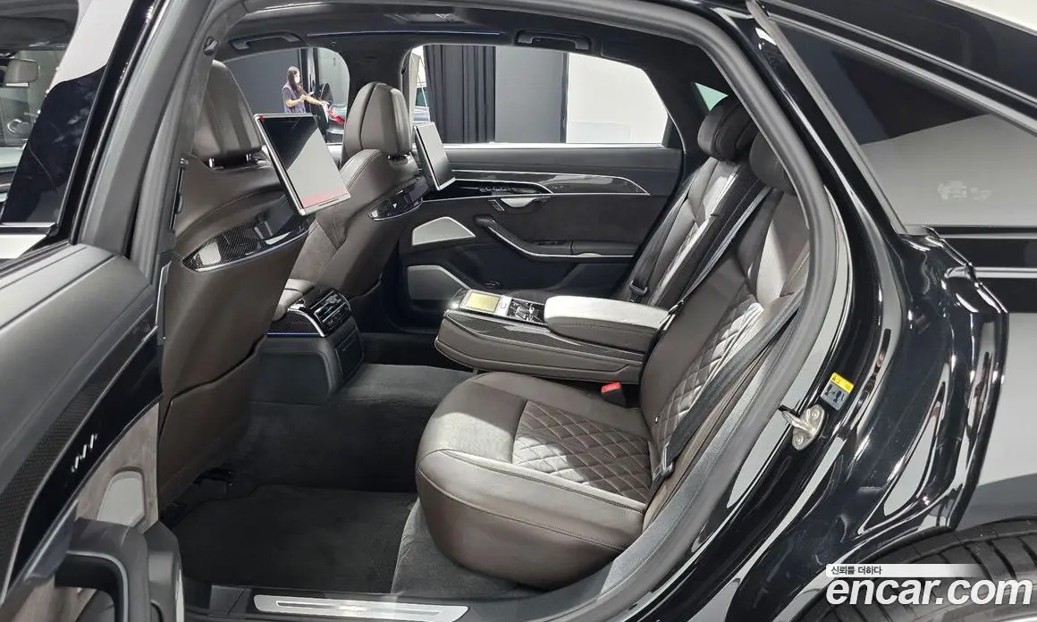 Audi S8 2020 4.0 автомат (гидро), фото 17 Audi S8 2020 4.0 автомат (гидро), фото 17