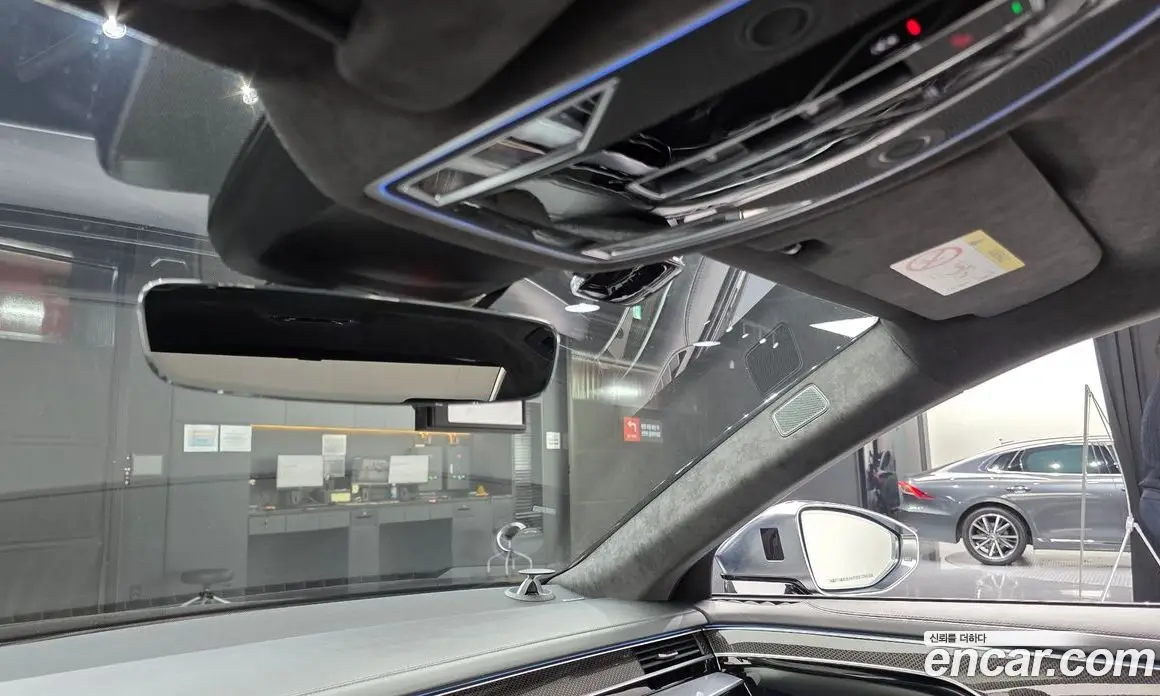 Audi S8 2020 4.0 автомат (гидро), фото 35 Audi S8 2020 4.0 автомат (гидро), фото 35