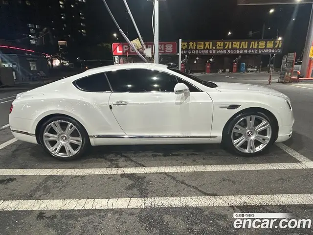 Bentley Continental 2016 4.0 автомат (гидро), миниатюра 5