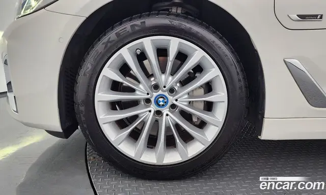 BMW 5 серия 2022 2.0 автомат (гидро), миниатюра 5 BMW 5 серия 2022 2.0 автомат (гидро), миниатюра 5