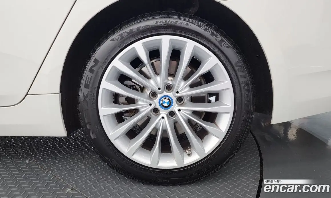 BMW 5 серия 2022 2.0 автомат (гидро), фото 7 BMW 5 серия 2022 2.0 автомат (гидро), фото 7