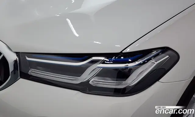 BMW 5 серия 2022 2.0 автомат (гидро), миниатюра 8 BMW 5 серия 2022 2.0 автомат (гидро), миниатюра 8