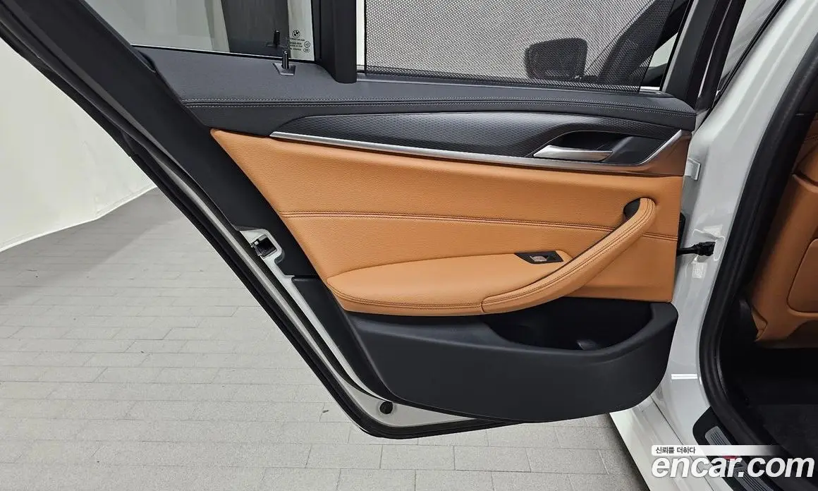 BMW 5 серия 2023 2.0 автомат (гидро), фото 15 BMW 5 серия 2023 2.0 автомат (гидро), фото 15