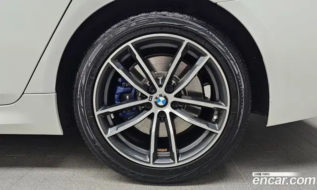 BMW 5 серия 2023 2.0 автомат (гидро), миниатюра 7 BMW 5 серия 2023 2.0 автомат (гидро), миниатюра 7