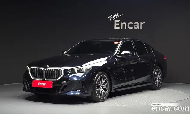 BMW 5 серия, 2024, 13 702 км