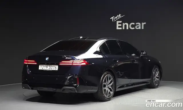 BMW 5 серия 2024 2.0 автомат (гидро), миниатюра 2 BMW 5 серия 2024 2.0 автомат (гидро), миниатюра 2