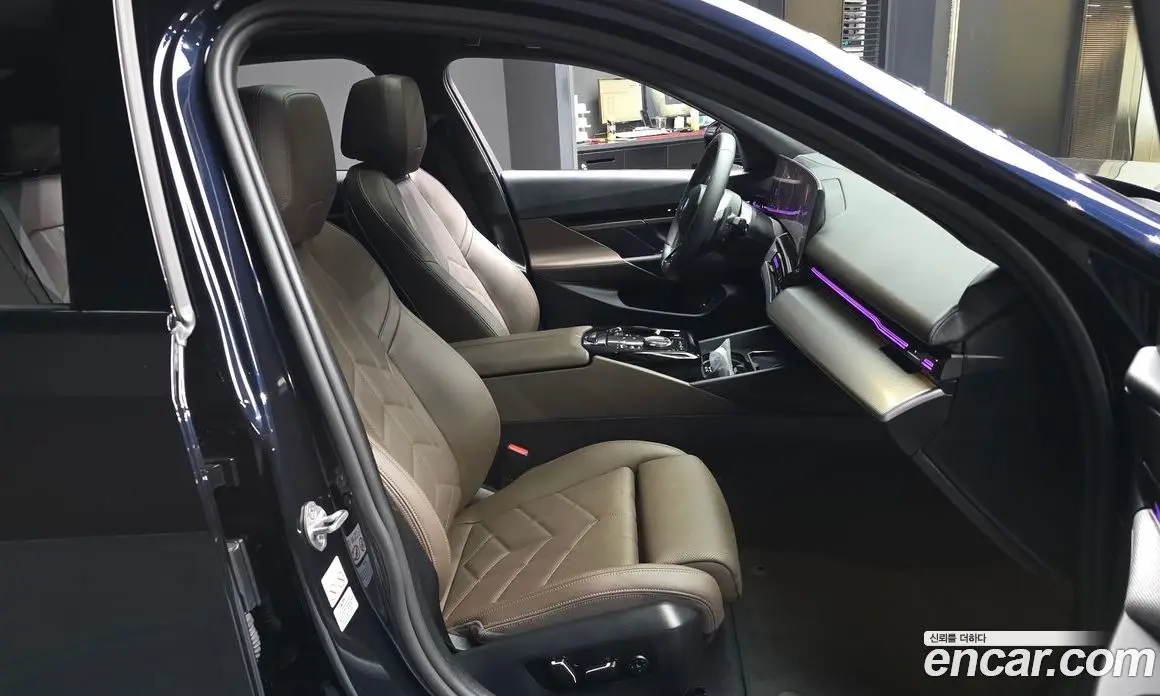 BMW 5 серия 2024 2.0 автомат (гидро), фото 17 BMW 5 серия 2024 2.0 автомат (гидро), фото 17