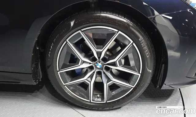 BMW 5 серия 2024 2.0 автомат (гидро), миниатюра 5 BMW 5 серия 2024 2.0 автомат (гидро), миниатюра 5