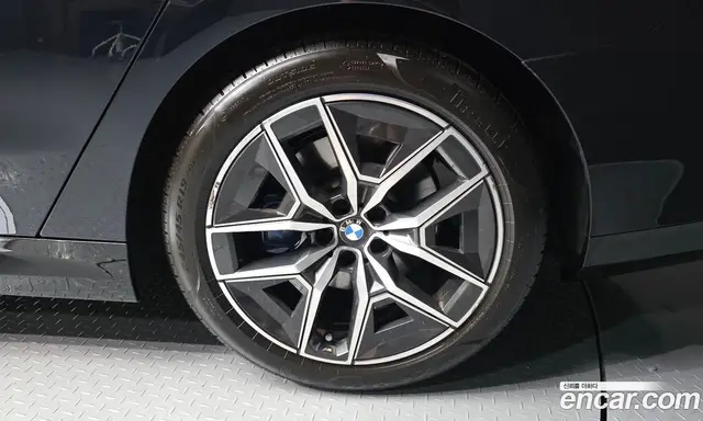 BMW 5 серия 2024 2.0 автомат (гидро), миниатюра 7 BMW 5 серия 2024 2.0 автомат (гидро), миниатюра 7