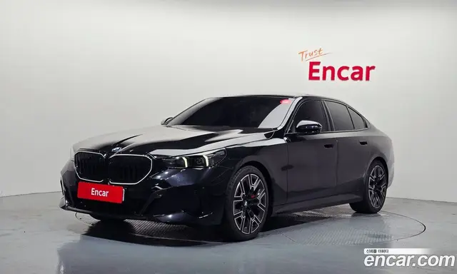 BMW 5 серия 2025 2.0 автомат (гидро), миниатюра 1 BMW 5 серия 2025 2.0 автомат (гидро), миниатюра 1