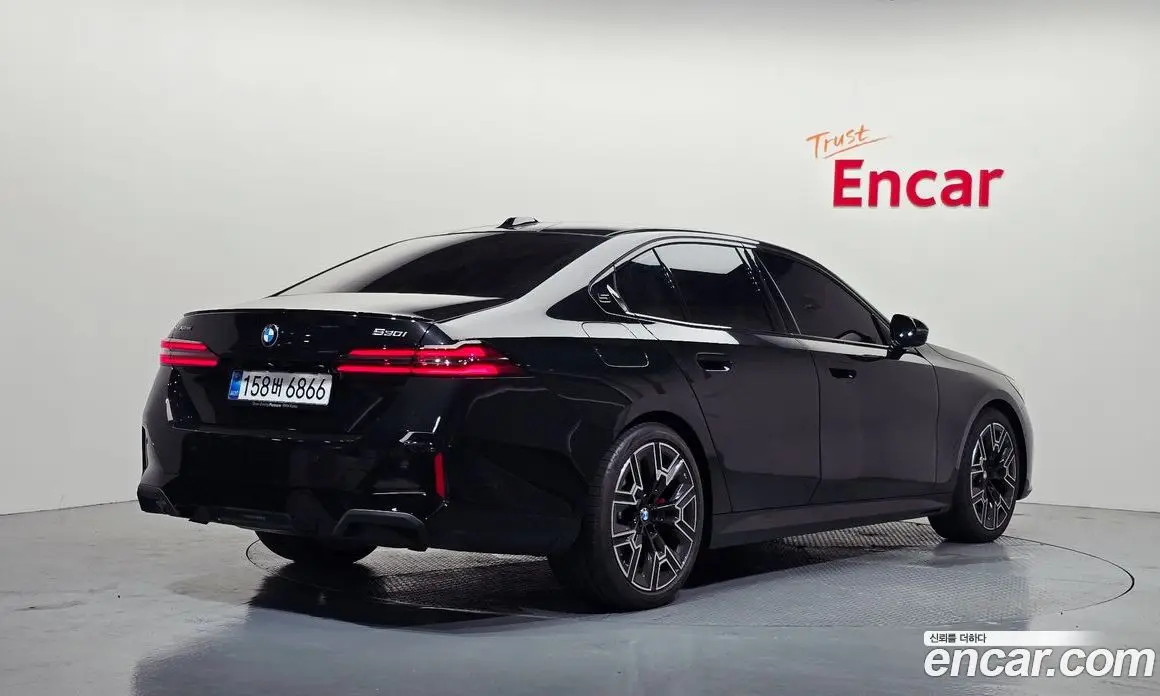BMW 5 серия 2025 2.0 автомат (гидро), фото 2 BMW 5 серия 2025 2.0 автомат (гидро), фото 2