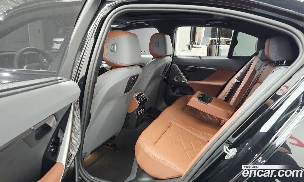 BMW 5 серия 2025 2.0 автомат (гидро), фото 11 BMW 5 серия 2025 2.0 автомат (гидро), фото 11