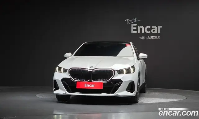 BMW 5 серия 2025 2.0 автомат (гидро), миниатюра 3 BMW 5 серия 2025 2.0 автомат (гидро), миниатюра 3