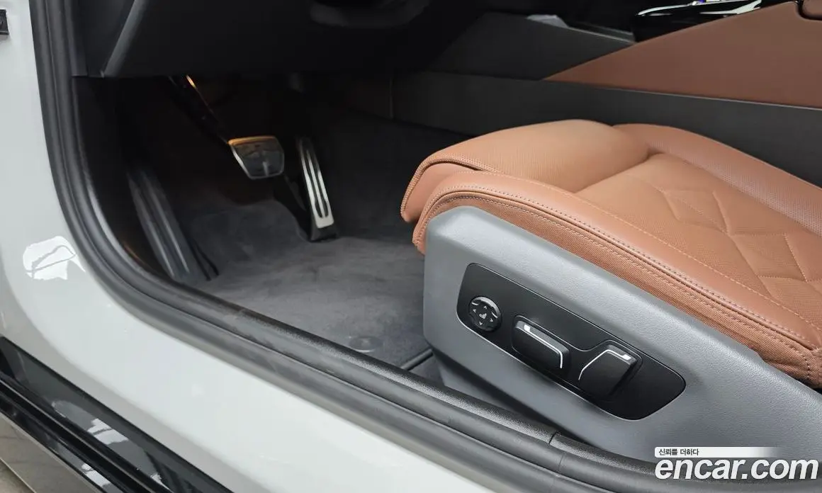 BMW 5 серия 2025 2.0 автомат (гидро), фото 32 BMW 5 серия 2025 2.0 автомат (гидро), фото 32