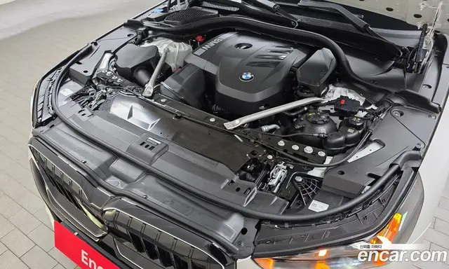 BMW 5 серия 2025 2.0 автомат (гидро), миниатюра 6 BMW 5 серия 2025 2.0 автомат (гидро), миниатюра 6