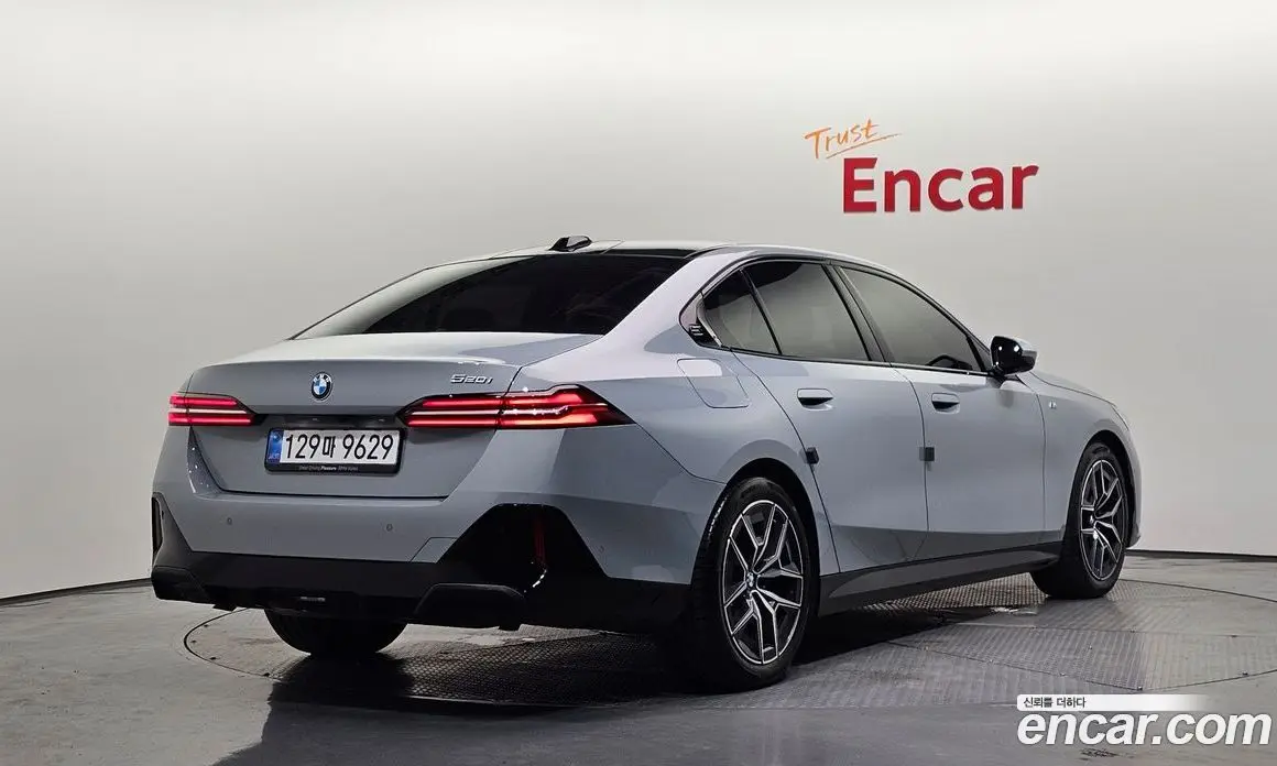 BMW 5 серия 2025 2.0 автомат (гидро), фото 2 BMW 5 серия 2025 2.0 автомат (гидро), фото 2