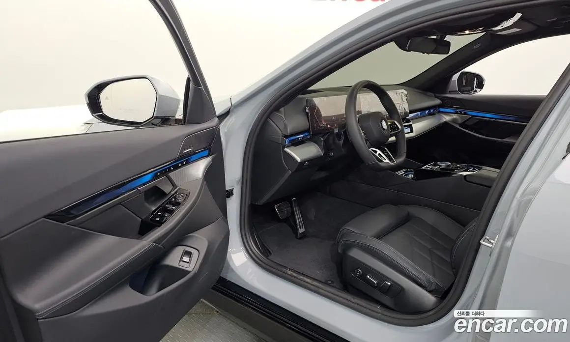 BMW 5 серия 2025 2.0 автомат (гидро), фото 13 BMW 5 серия 2025 2.0 автомат (гидро), фото 13