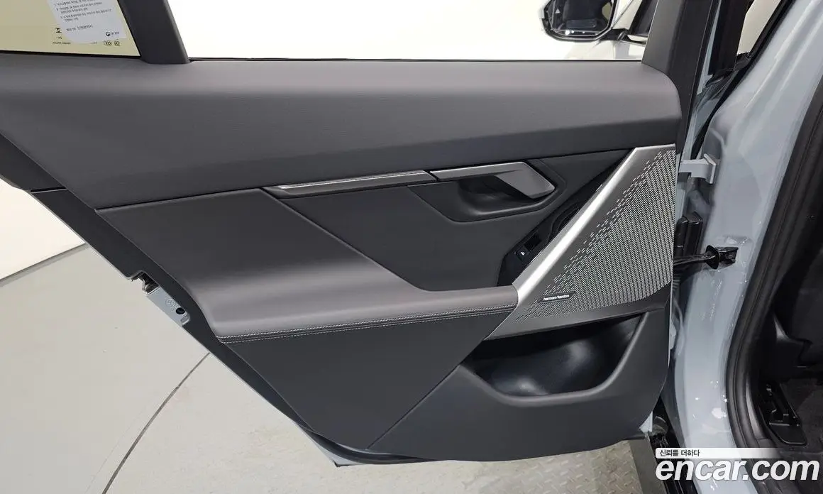 BMW 5 серия 2025 2.0 автомат (гидро), фото 15 BMW 5 серия 2025 2.0 автомат (гидро), фото 15