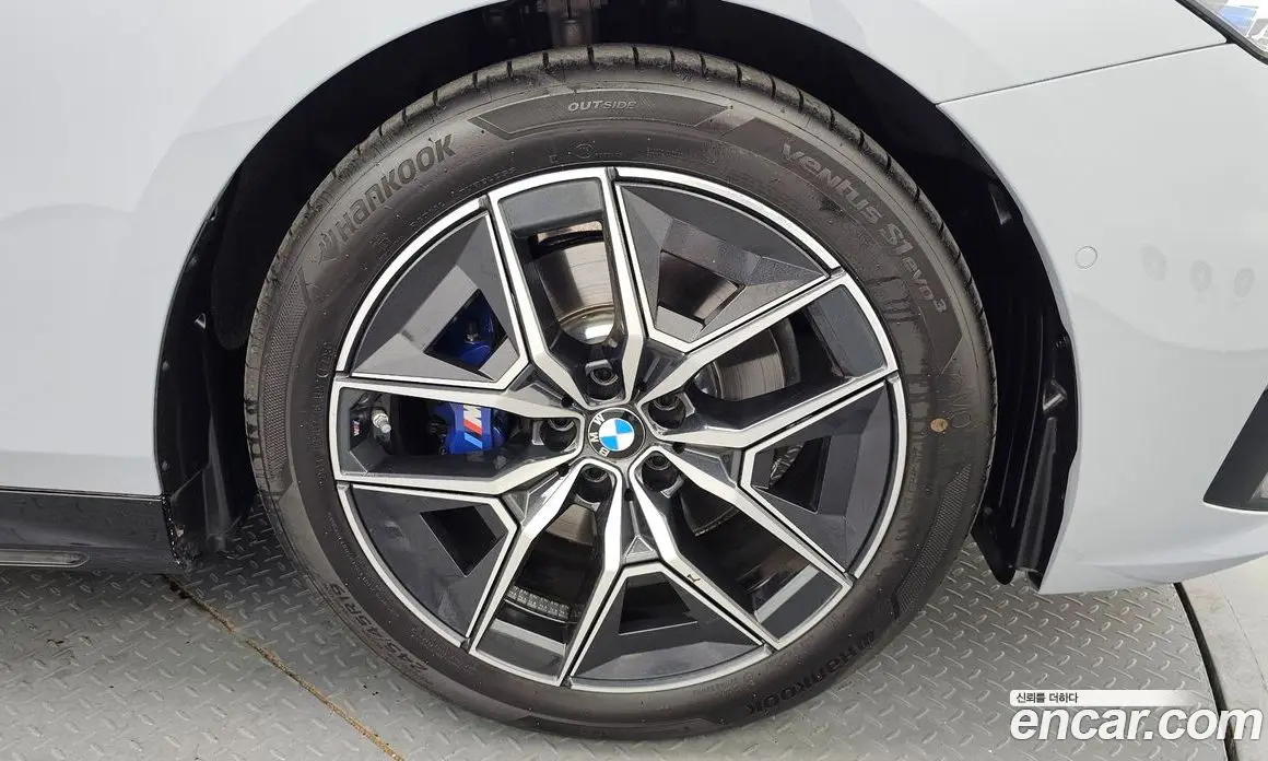 BMW 5 серия 2025 2.0 автомат (гидро), фото 7 BMW 5 серия 2025 2.0 автомат (гидро), фото 7
