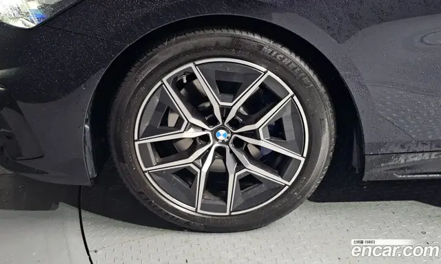 BMW 5 серия 2025 2.0 автомат (гидро), миниатюра 5 BMW 5 серия 2025 2.0 автомат (гидро), миниатюра 5