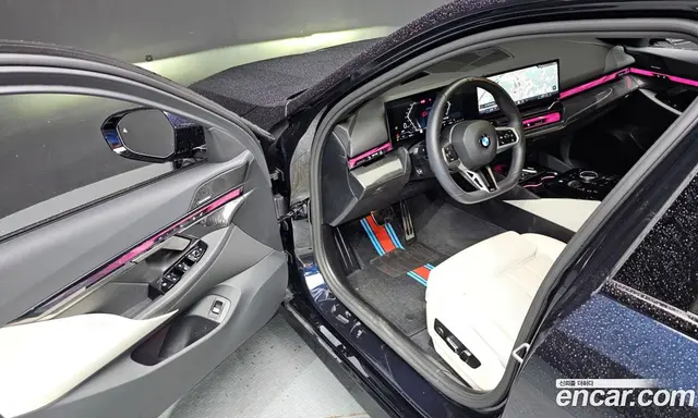 BMW 5 серия 2025 2.0 автомат (гидро), миниатюра 10 BMW 5 серия 2025 2.0 автомат (гидро), миниатюра 10