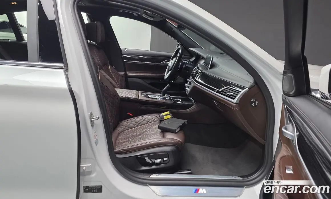 BMW 7 серия 2021 3.0 автомат (гидро), фото 16