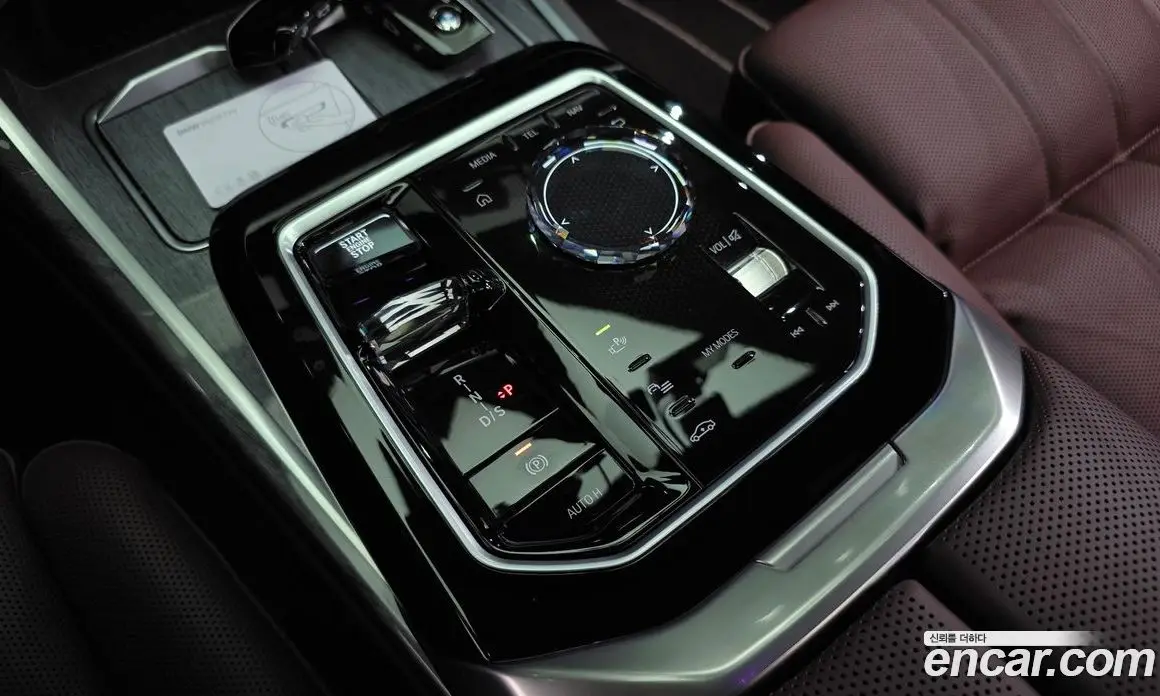 BMW 7 серия 2024 3.0 автомат (гидро), фото 12 BMW 7 серия 2024 3.0 автомат (гидро), фото 12