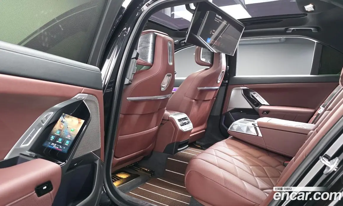 BMW 7 серия 2024 3.0 автомат (гидро), фото 17 BMW 7 серия 2024 3.0 автомат (гидро), фото 17