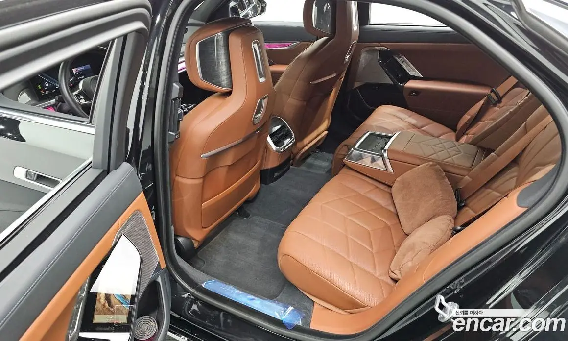 BMW 7 серия 2024 3.0 автомат (гидро), фото 11 BMW 7 серия 2024 3.0 автомат (гидро), фото 11
