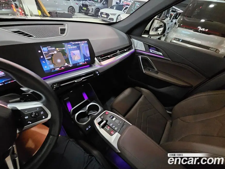 BMW X1 2023 2.0 автомат (гидро), фото 15