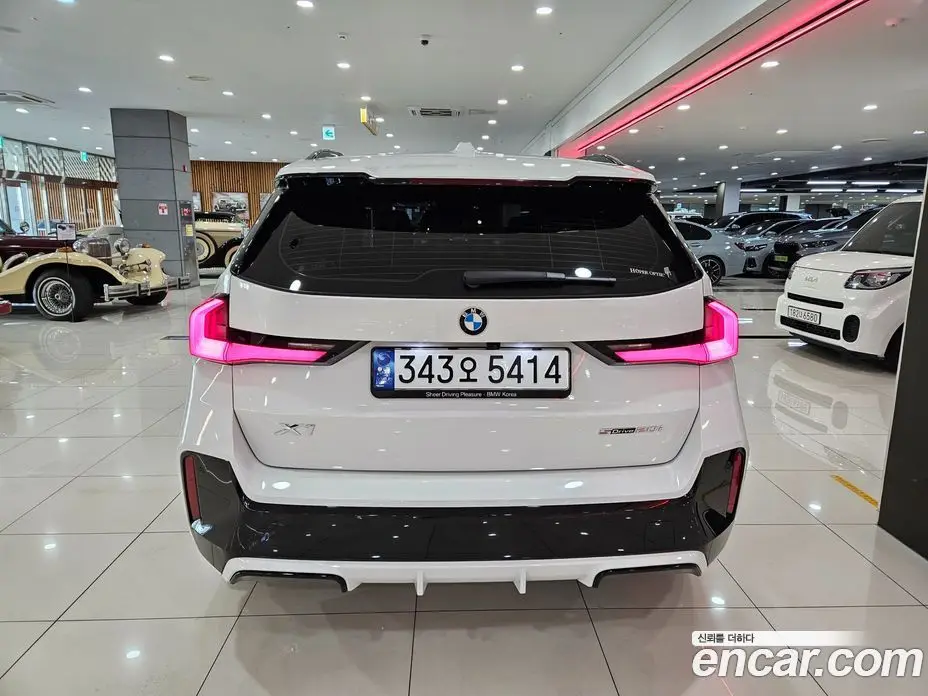 BMW X1 2023 2.0 автомат (гидро), фото 4