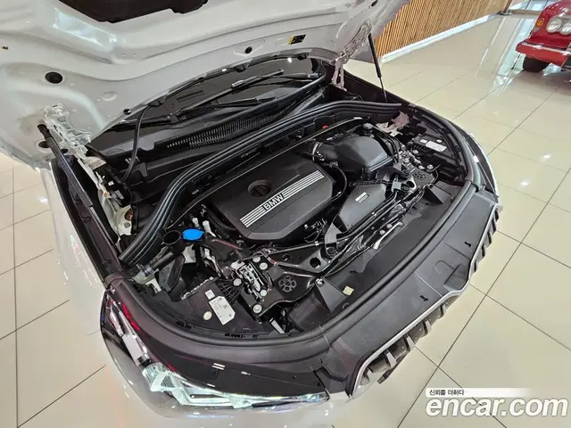 BMW X1 2023 2.0 автомат (гидро), миниатюра 6