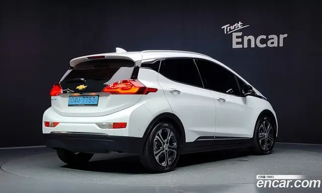 Chevrolet Bolt EV 2018 0.2 автомат (гидро), миниатюра 2 Chevrolet Bolt EV 2018 0.2 автомат (гидро), миниатюра 2