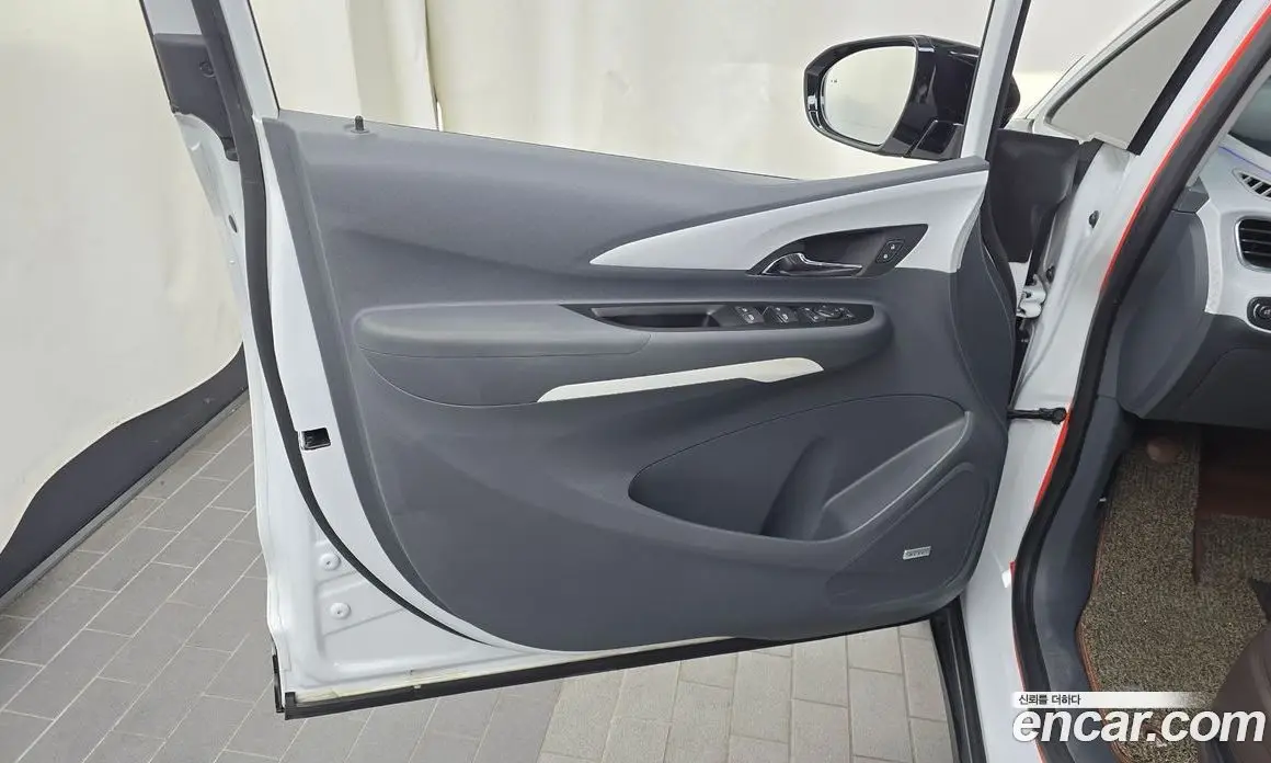 Chevrolet Bolt EV 2018 0.2 автомат (гидро), фото 14 Chevrolet Bolt EV 2018 0.2 автомат (гидро), фото 14