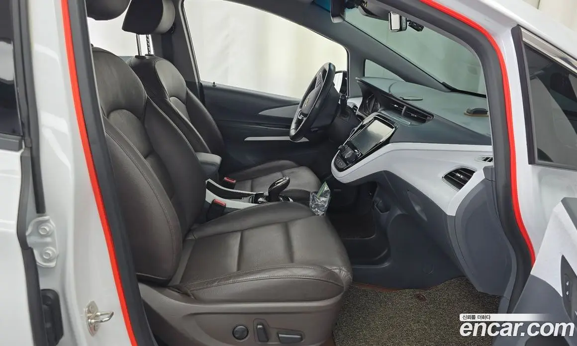 Chevrolet Bolt EV 2018 0.2 автомат (гидро), фото 16 Chevrolet Bolt EV 2018 0.2 автомат (гидро), фото 16